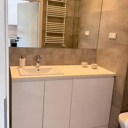 Sunny Nest - Albatross Towers 14th Floor